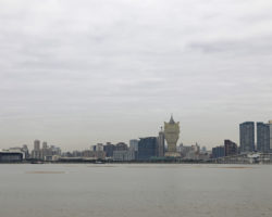 Deputado quer Macau a traduzir tecnologia chinesa para português