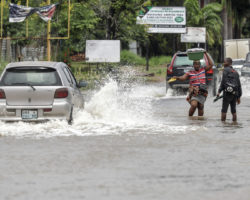 Populares defendem novo saneamento para travar inundações em Maputo