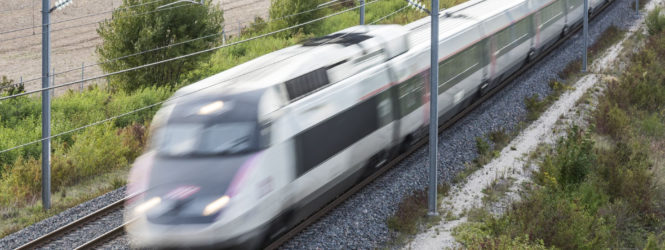 Eixo Atlântico questiona sobre "troço que falta" para ligar TGV a Portugal