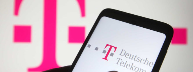 Lucro da Deutsche Telekom cresce 91,6% em 2022 para 8.001 milhões