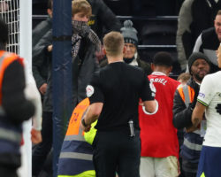 Adepto admite agressão a guarda-redes do Arsenal em pleno estádio
