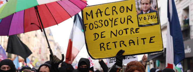Pensões. Sindicatos franceses prometem endurecer luta a 7 de março