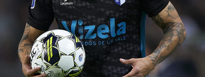 Defesa do Vizela garante: "Benfica terá de arranjar maneira de nos parar"