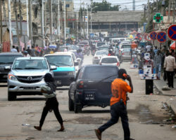 Ativistas angolanos dizem que direito à manifestação está posto em causa