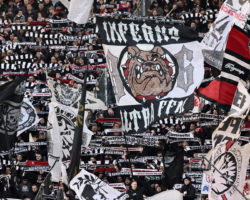 Ministro italiano proíbe venda de bilhetes a adeptos do Eintracht
