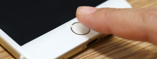 Apple vai deixar de lançar iPhones com Touch ID