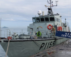 "Cooperação". Navio da Marinha Portuguesa recebe militares santomenses