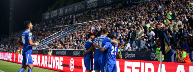 Craque do FC Porto surge em top de melhores jogadores em fim de contrato