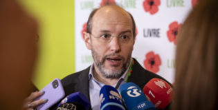 "As contas fazem-se entre três campos políticos", defende Rui Tavares