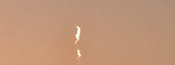 Luz intensa e rasto de fumo. Meteorito explode nos céus de Portugal