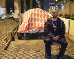 Lisboa disponibiliza "casa temporária" para sem-abrigo que trabalham