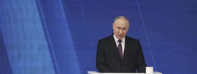 Putin diz que mulheres russas servem pátria "com dignidade" no conflito