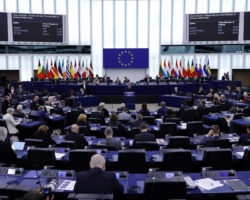 Parlamento Europeu  dá ‘luz virente’ a lei histórica para regular IA