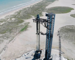O poderoso foguetão da SpaceX pode voltar a levantar voo em breve