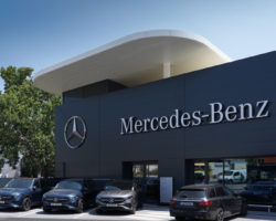 Mercedes-Benz recolhe 116 milénio veículos com defeito, nos EUA