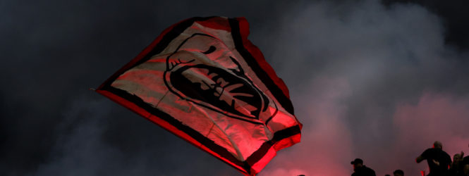 Claque do AC Milan critica direção: "O caos total reina no clube"