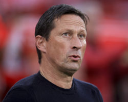 Schmidt ‘sob brasas’. Insatisfação deixa horizonte em incerteza no Benfica